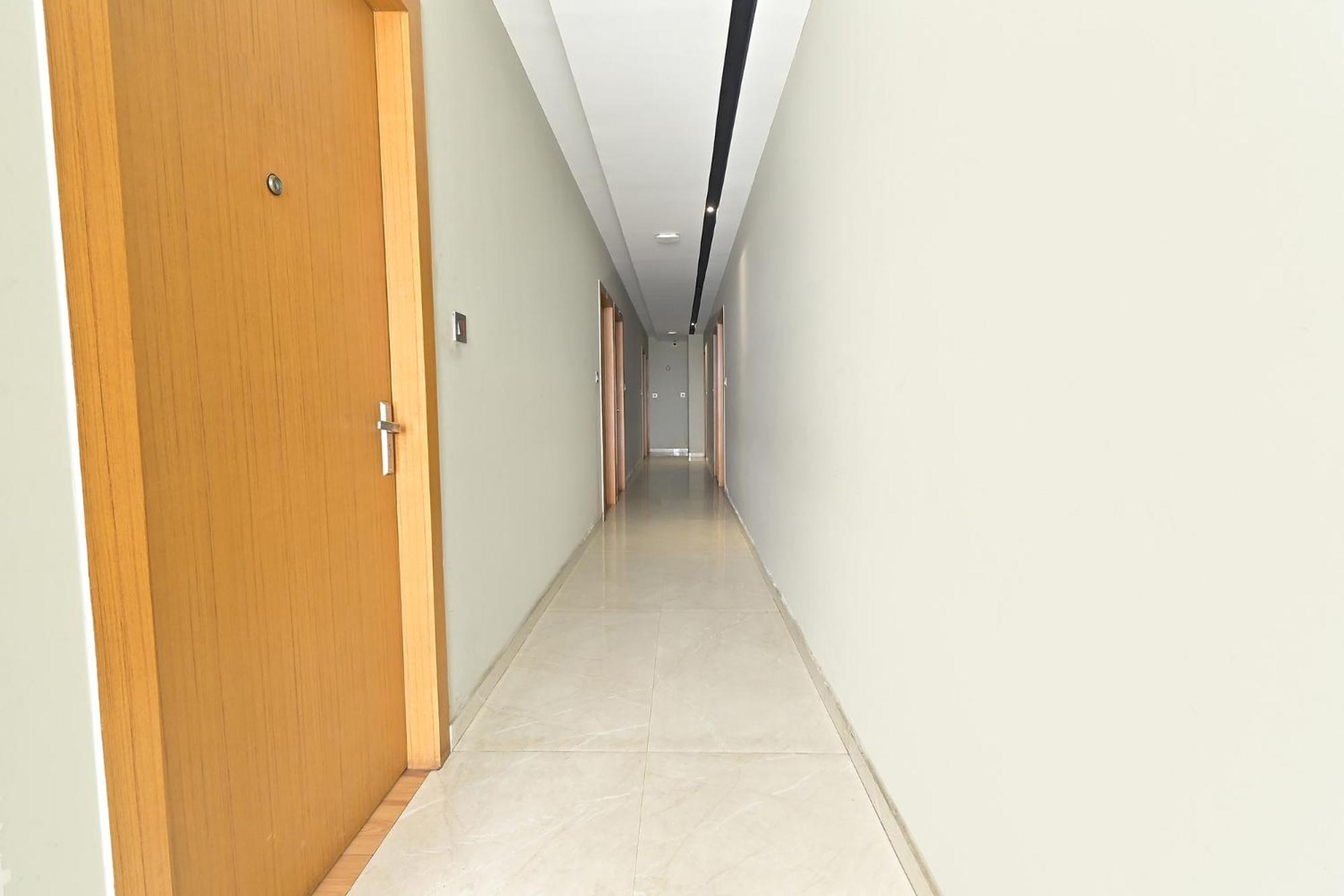 Fabhotel Penthouse - A K Dev Road Guwahati Ngoại thất bức ảnh